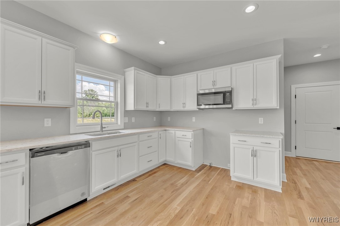 7019 Witmer Road Wheatfield, NY 14120 - Photo 8 of 50