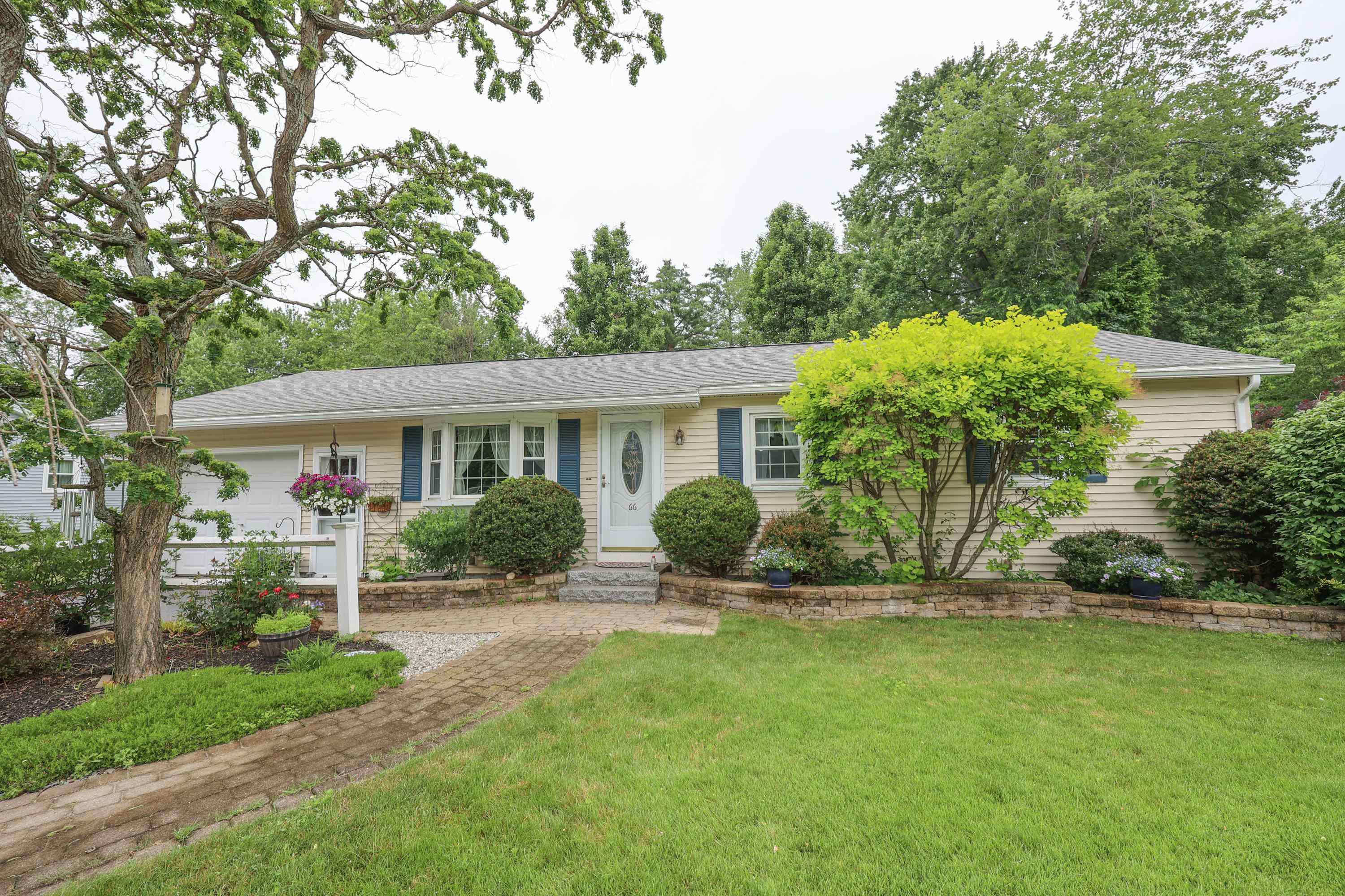 66 River Road Allenstown, NH 03275 - Photo 1 of 21 Gallery Image 1