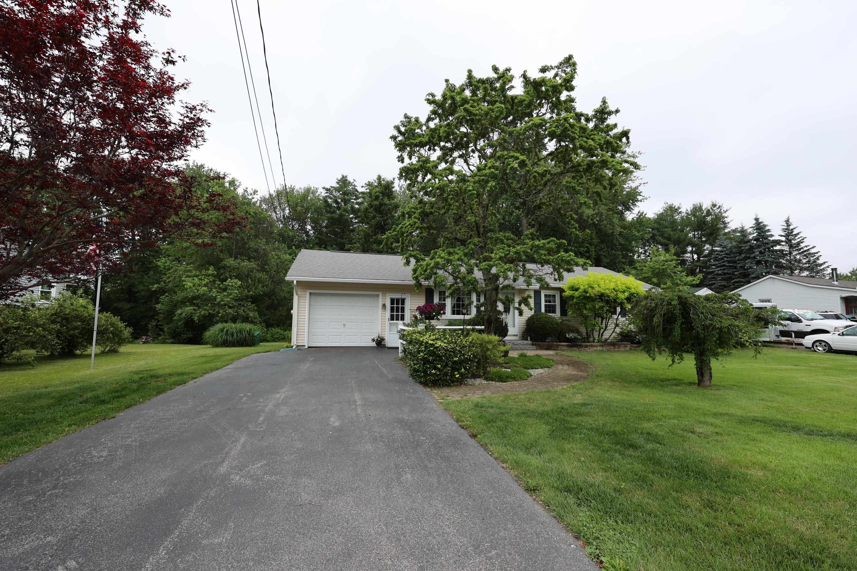 66 River Road Allenstown, NH 03275 - Photo 3 of 21 Gallery Image 3
