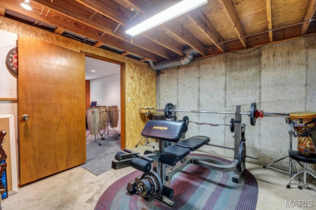 4727 Ringer Road St. Louis, MO 63129 - Photo 33 of 45 Gallery Image 33
