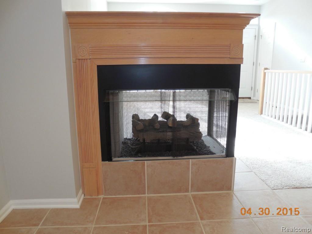 2769 Riverside Drive Trenton, MI 48183 - Photo 5 of 20