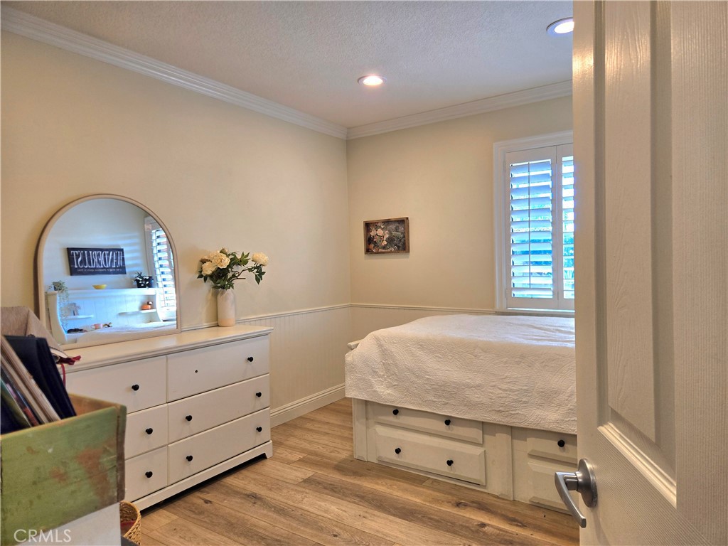25951 Matel Road Valencia, CA 91355 - Photo 14 of 25 Gallery Image 14