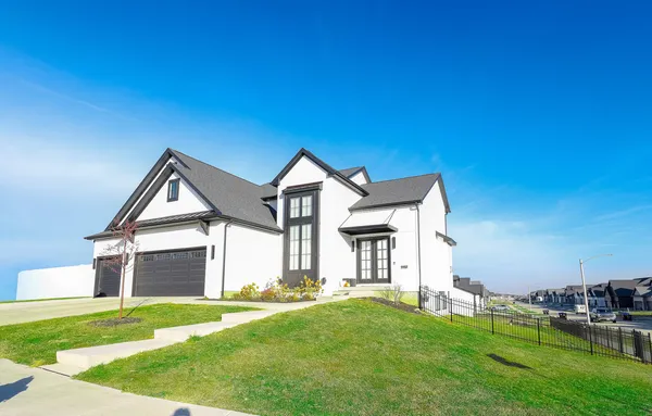 $619,000 | 1112 Bell Grove Lane, Bloomington, IL 61705
