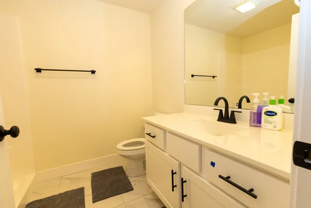 $649,900 | 1112 Bell Grove Lane, Bloomington, IL 61705