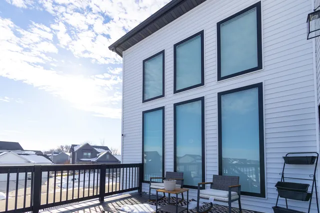 $649,900 | 1112 Bell Grove Lane, Bloomington, IL 61705