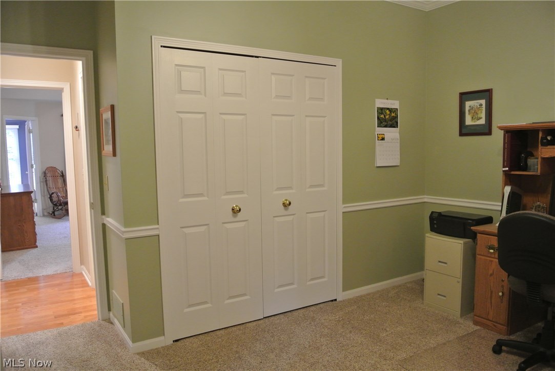 9853 Barr Road Brecksville, OH 44141 - Photo 17 of 35 Den is adjacent to full Bath and could easily be a 5th Bedroom