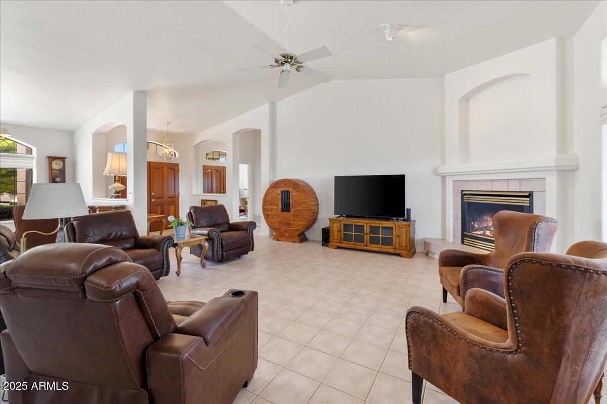 528 Miracle Rider Road Prescott, AZ 86301 - Photo 7 of 47 07-Living Room