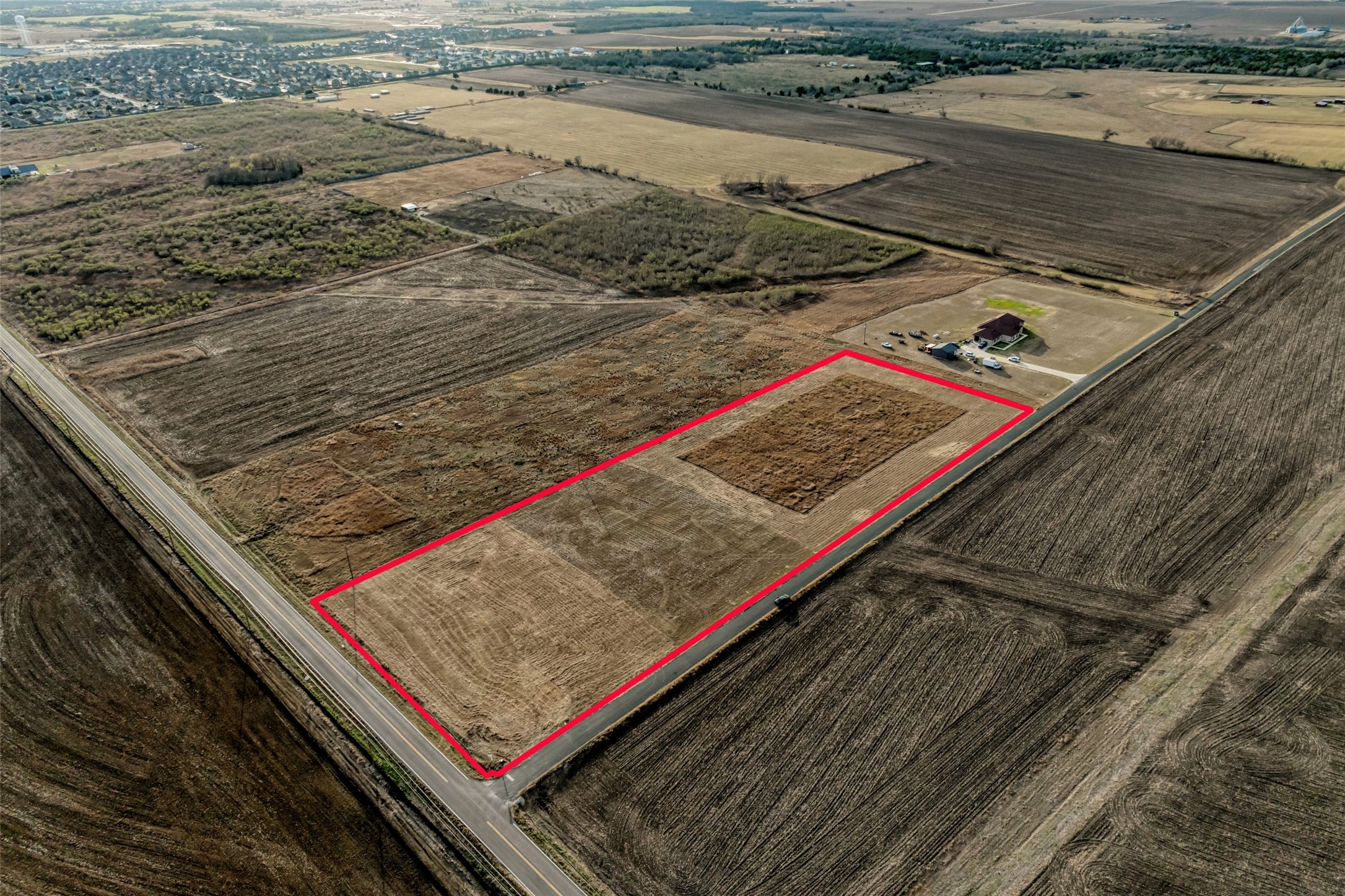 a view of an outdoor space