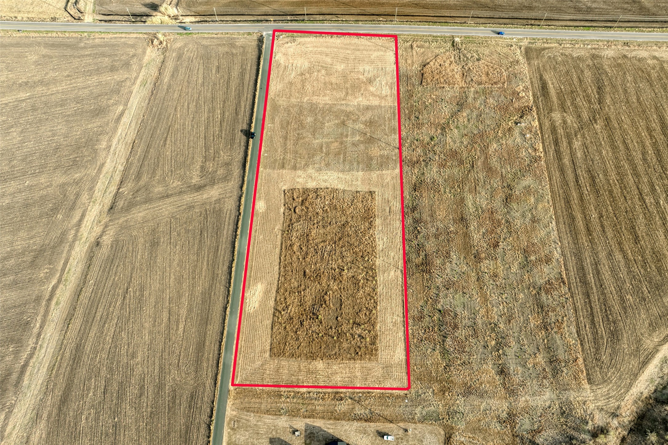 18701 Carlson Road Elgin, TX 78621 - Photo 16 of 17 a view of a door