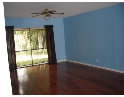 1385 Riverside Circle Wellington, FL 33414 - Photo 3 of 16 Additional Photo