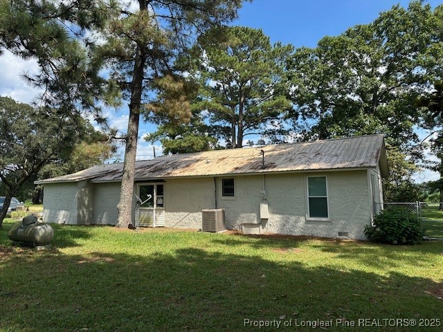 997 Balfour Road Red Springs, NC 28377 - Photo 5 of 20 a front view of house with yard and trees
