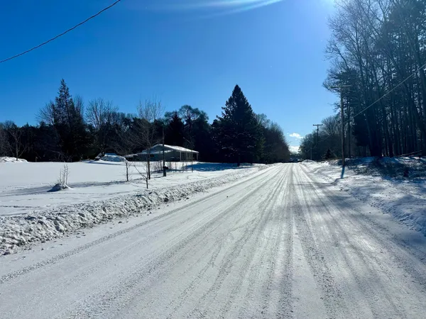 $150,000 | 3505 65th Street, Saugatuck, MI 49453