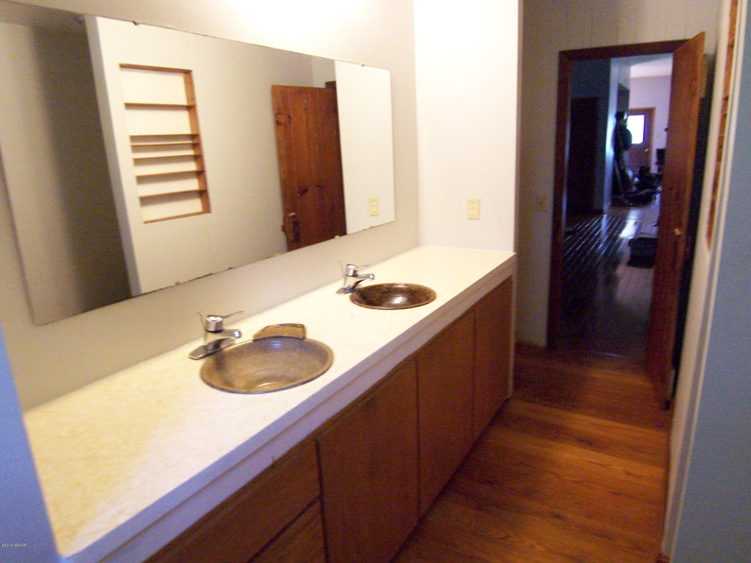 43 Duck Run Road Mill Hall, PA 17751 - Photo 7 of 52 100_5270