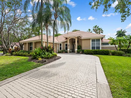 $1,590,000 | 1207 Manor Drive South, Weston, FL 33326
