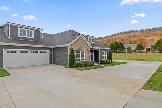 $420,000 | 3356 Stone Creek Drive, Chattanooga, TN 37405
