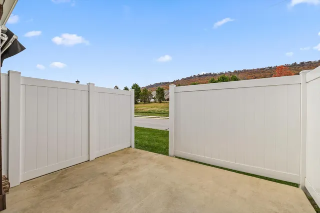 $420,000 | 3356 Stone Creek Drive, Chattanooga, TN 37405