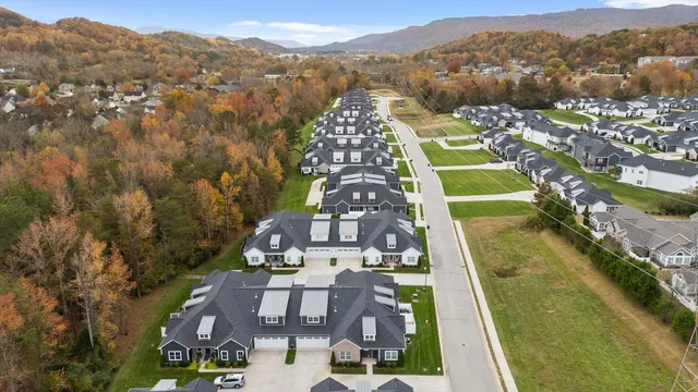 $420,000 | 3356 Stone Creek Drive, Chattanooga, TN 37405