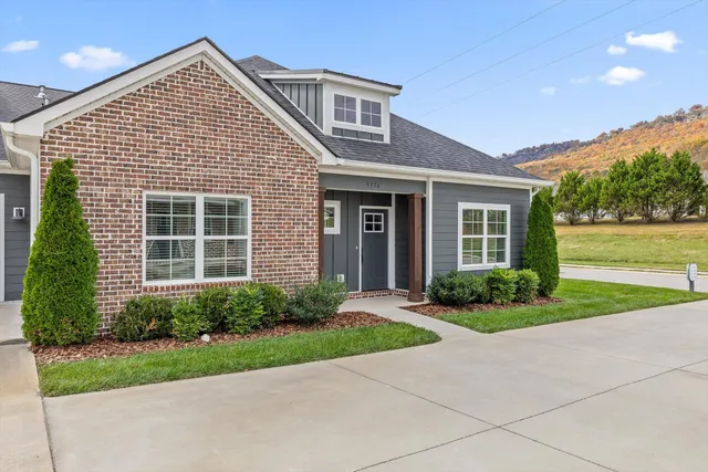 $420,000 | 3356 Stone Creek Drive, Chattanooga, TN 37405