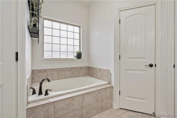 $449,900 | 3119 Blue Sky Loop, Jeffersonville, IN 47130