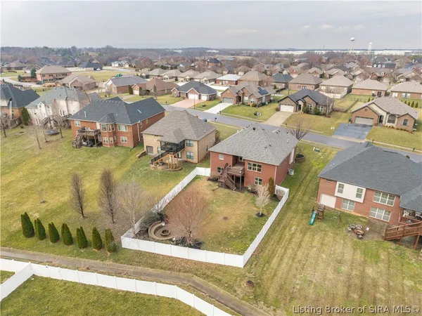 $449,900 | 3119 Blue Sky Loop, Jeffersonville, IN 47130