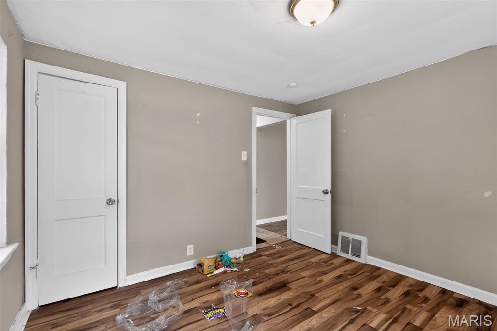 4607 Seattle Street St. Louis, MO 63121 - Photo 17 of 33