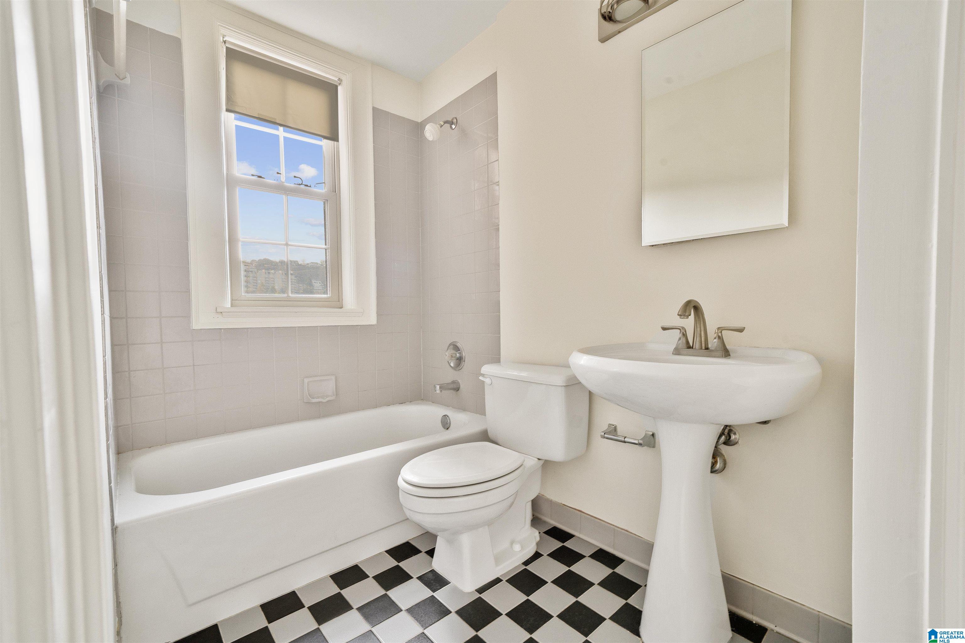 1100 27th Street South, Unit 402 Birmingham, AL 35205 - Photo 17 of 34