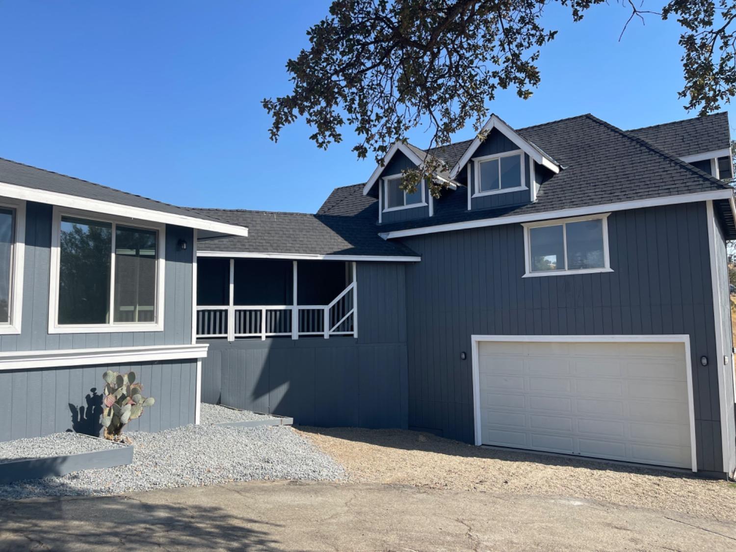 28369 Road 400 Madera, CA 93636 - Photo 29 of 33 a view of a house with a yard