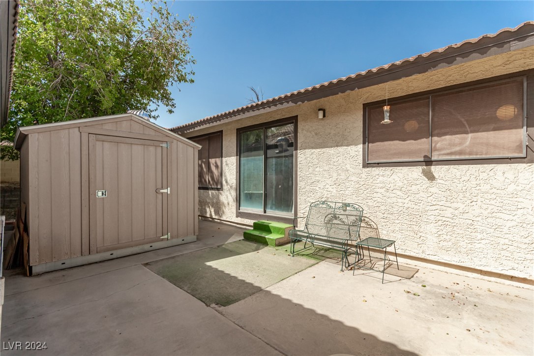 6501 West Pearcrest Road Las Vegas, NV 89108 - Photo 17 of 20 Gallery Image 17