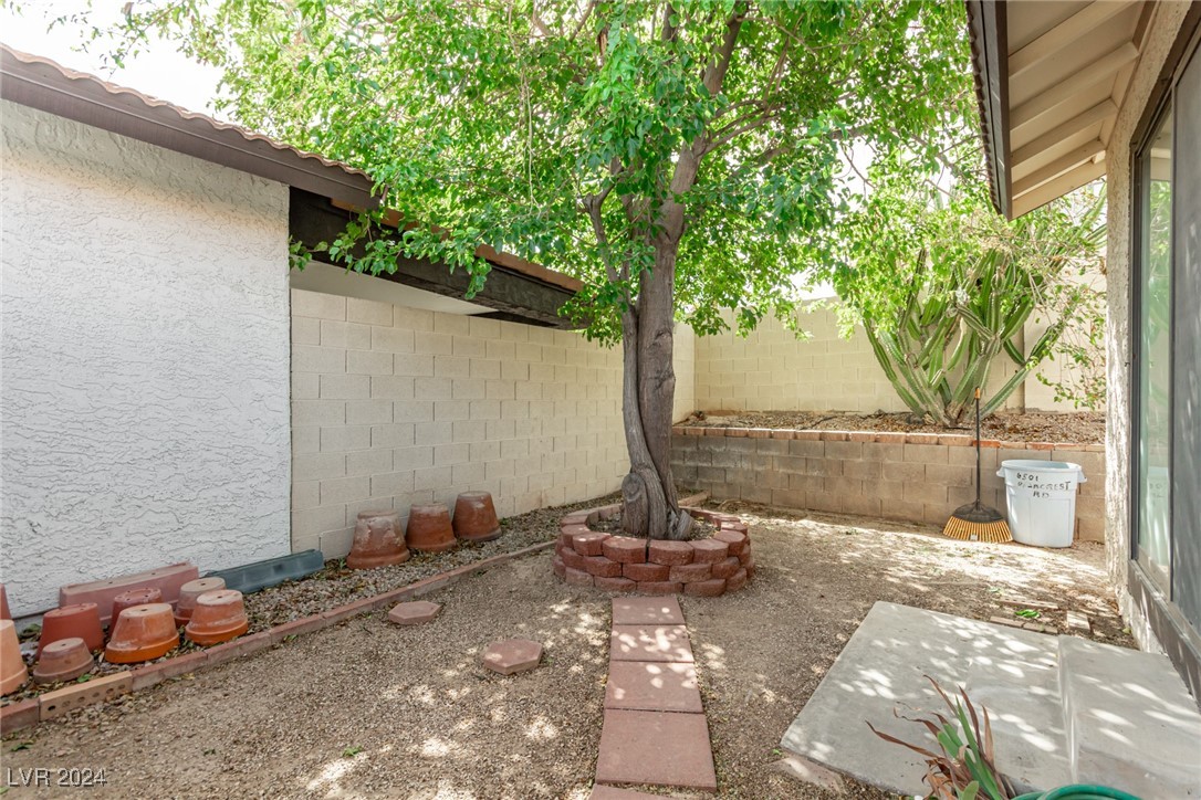 6501 West Pearcrest Road Las Vegas, NV 89108 - Photo 19 of 20 Gallery Image 19