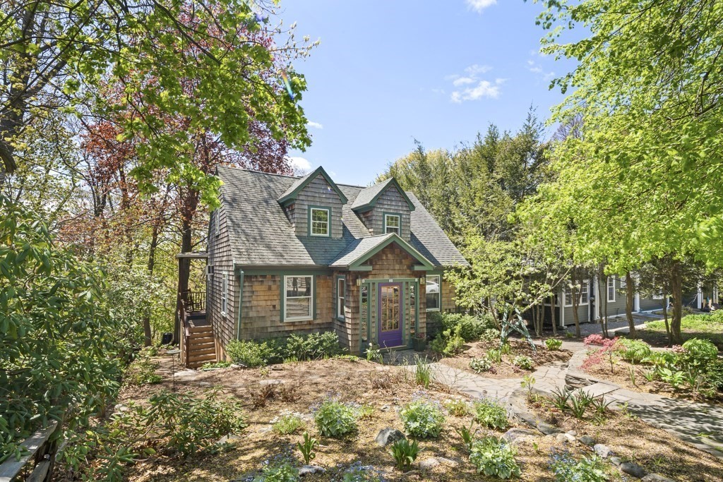 38 Malcolm Road Boston, MA 02130 - Photo 2 of 32