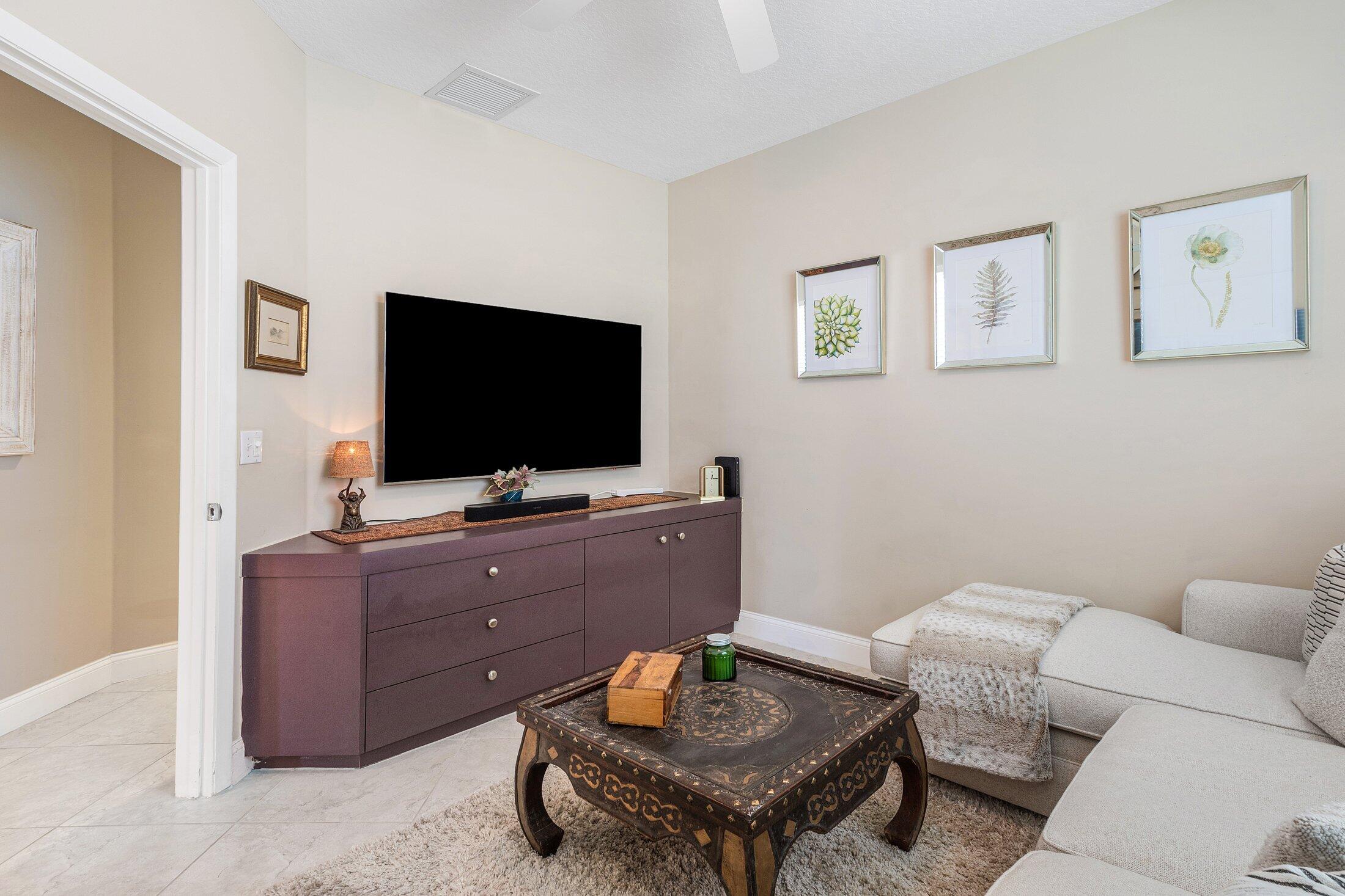17275 Antigua Point Way Boca Raton, FL 33487 - Photo 29 of 64 Guest Bedroom