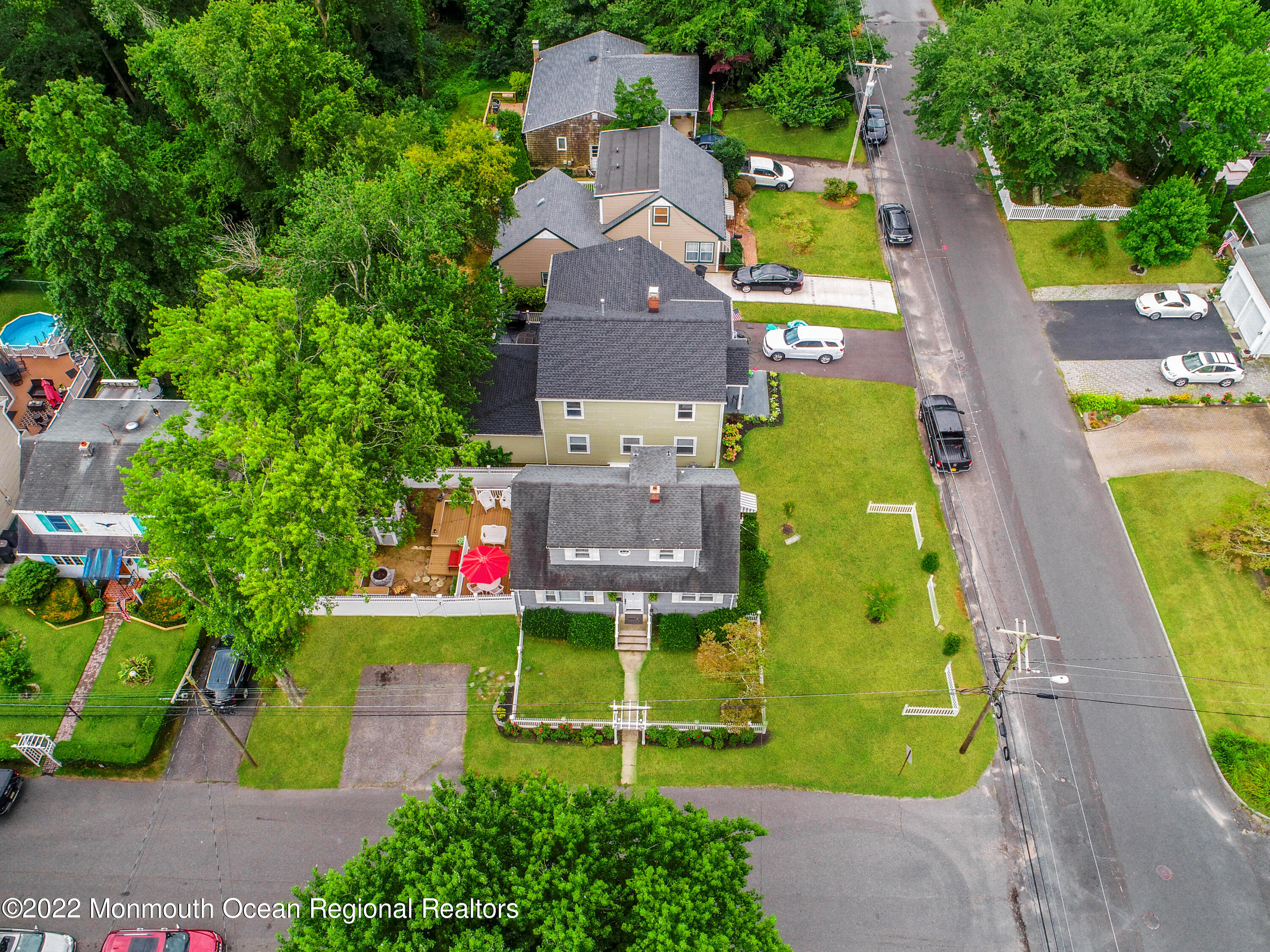 111 Manito Road Manasquan, NJ 08736 - Photo 29 of 37 8