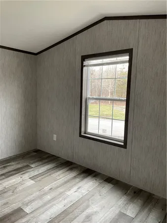 $55,500 | 3525 East Lake Road, Canandaigua Town, NY 14424