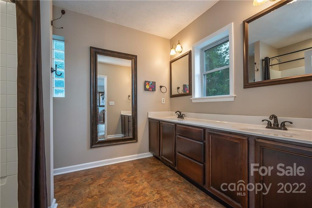 1706 Hogback Mountain Road Tryon, NC 28782 - Photo 20 of 41