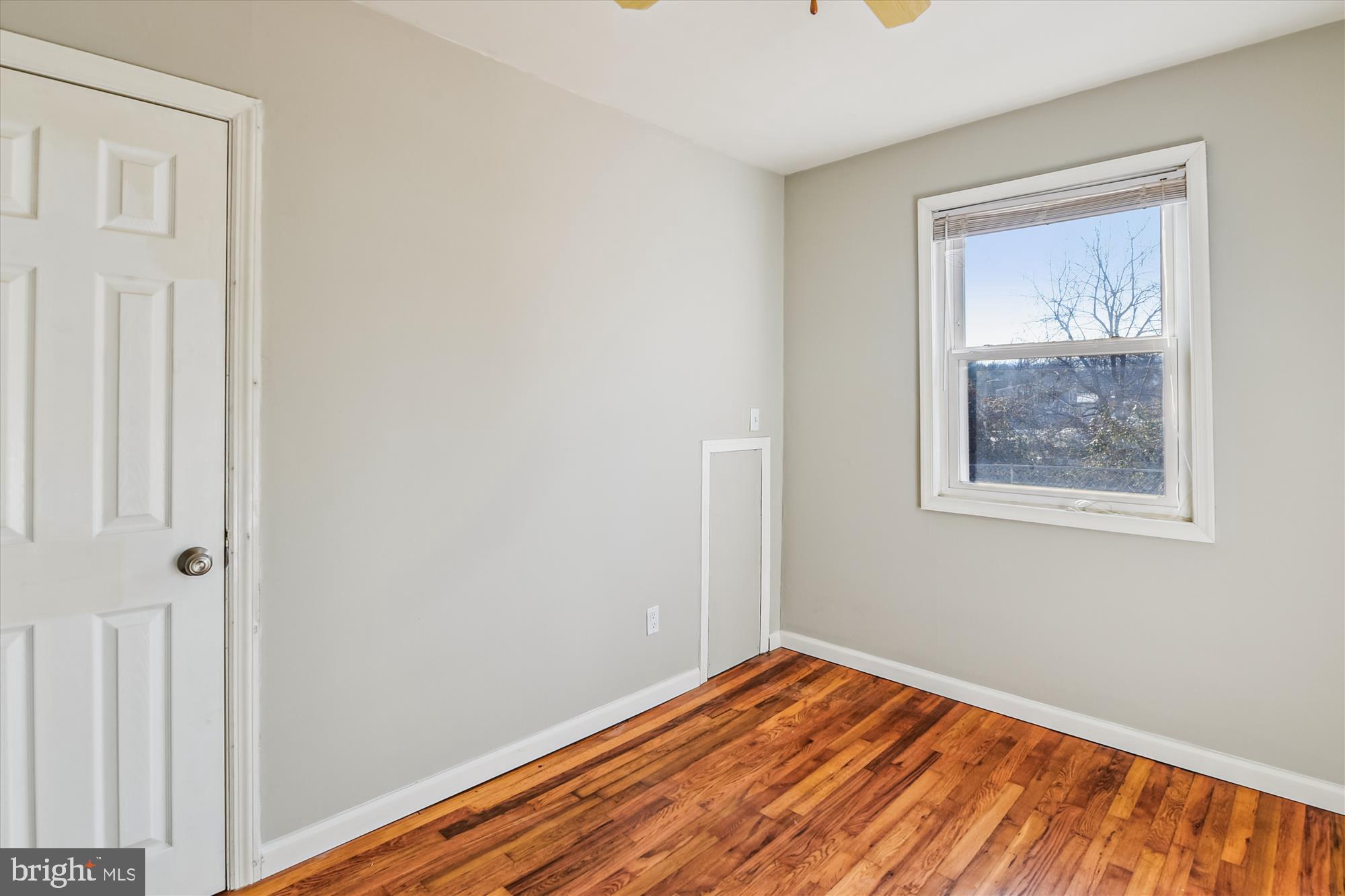 5933 Meadow Road Baltimore, MD 21206 - Photo 13 of 19 Gallery Image 13