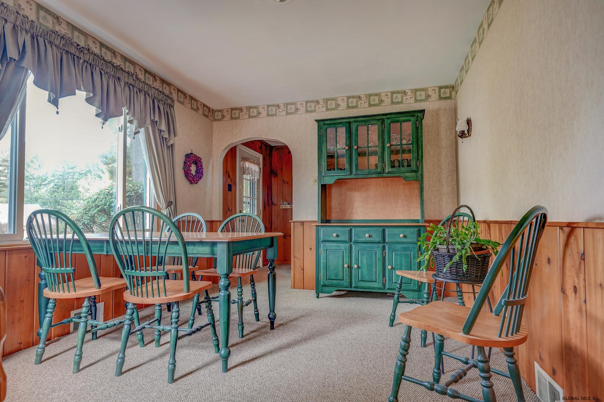 1078 Mohawk Road Niskayuna, NY 12309 - Photo 6 of 34 Photo 6