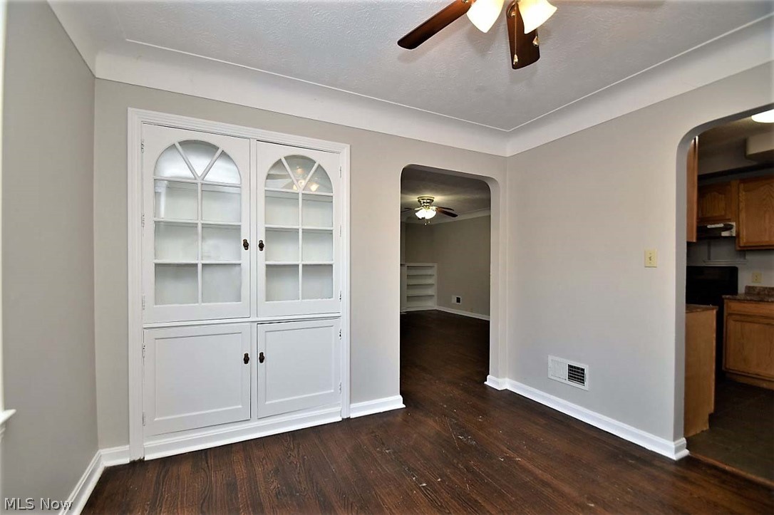 3814 Bainbridge Road Cleveland Heights, OH 44118 - Photo 10 of 35