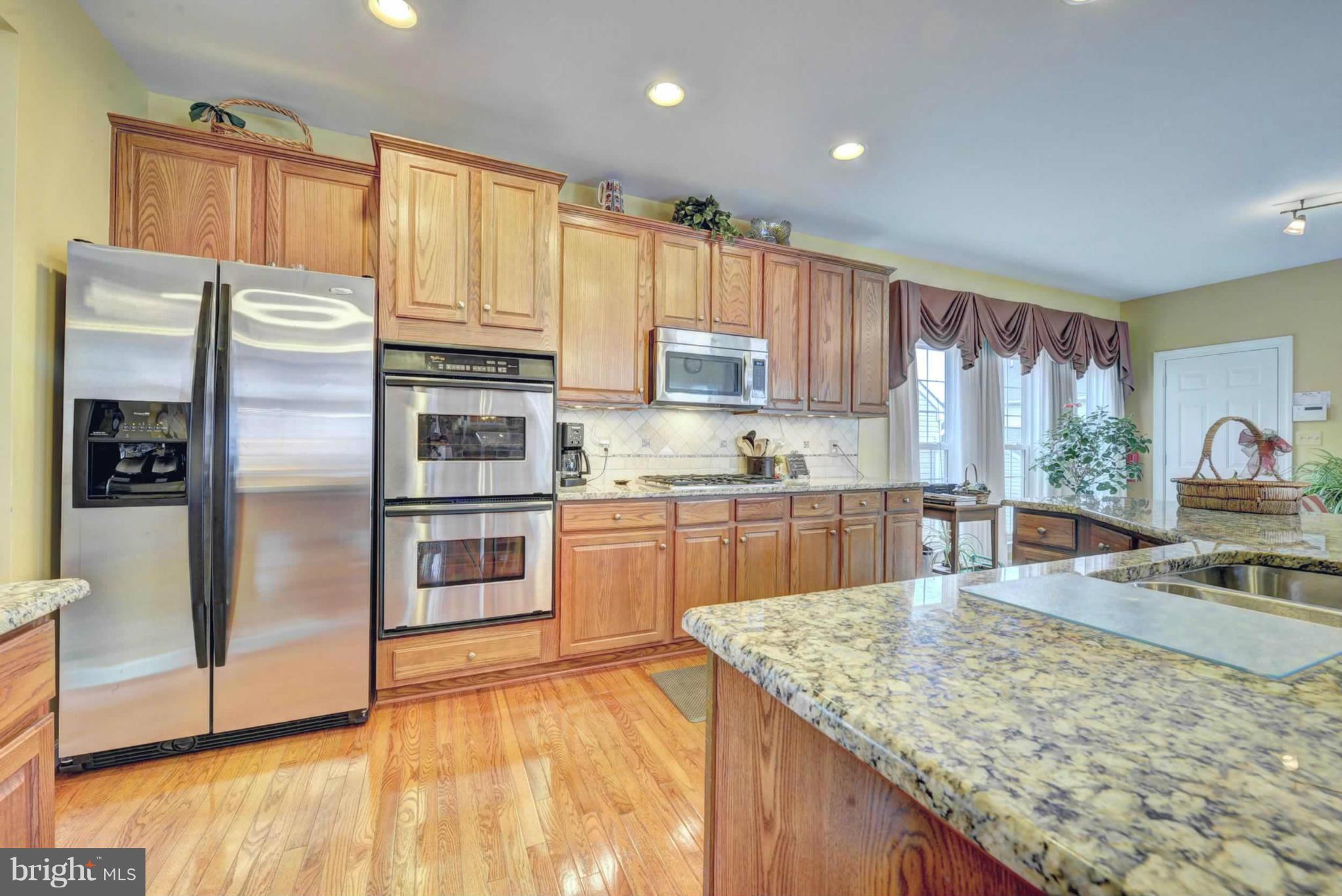 9060 Furey Road Lorton, VA 22079 - Photo 17 of 27 Kitchen