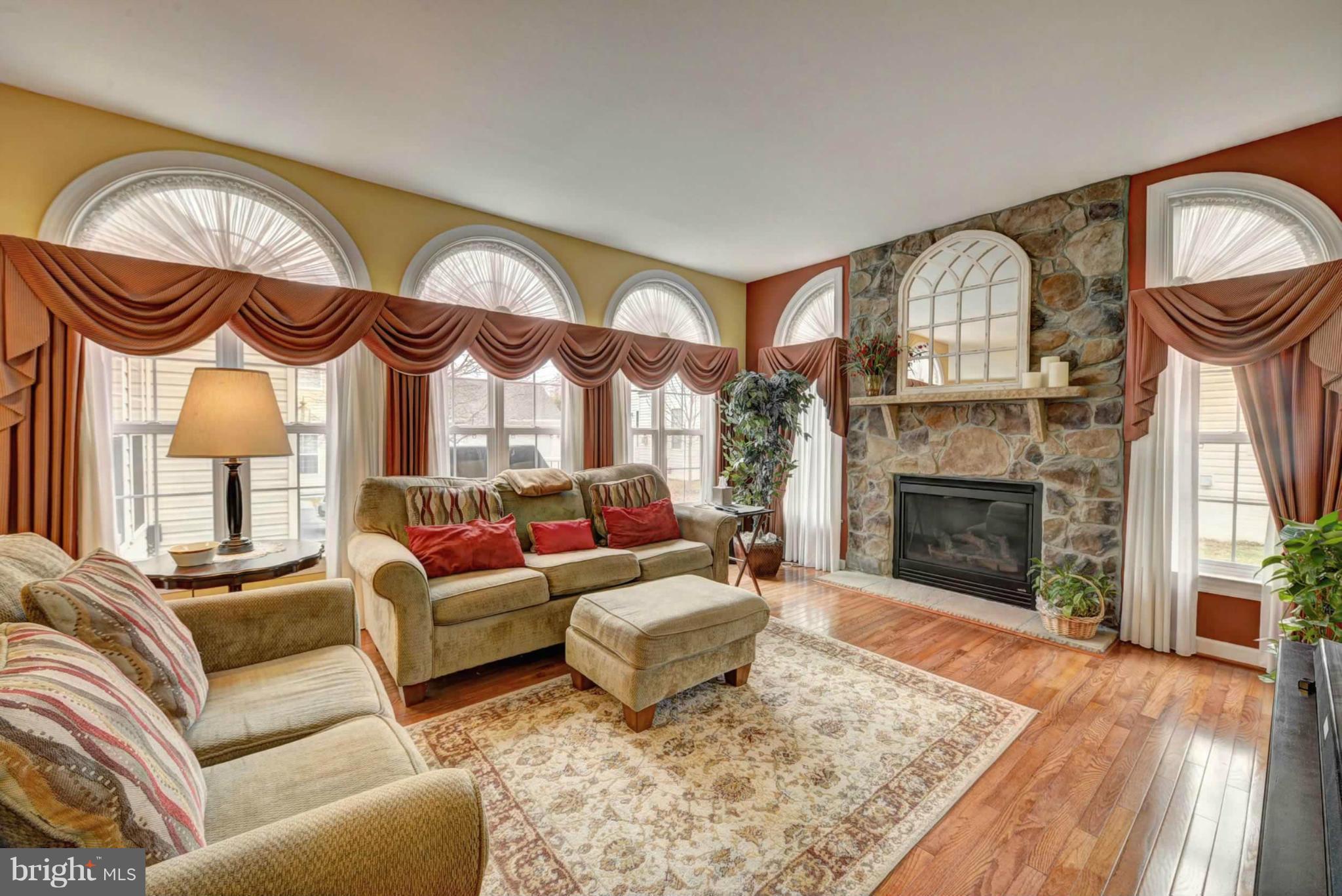 9060 Furey Road Lorton, VA 22079 - Photo 19 of 27 Family Room