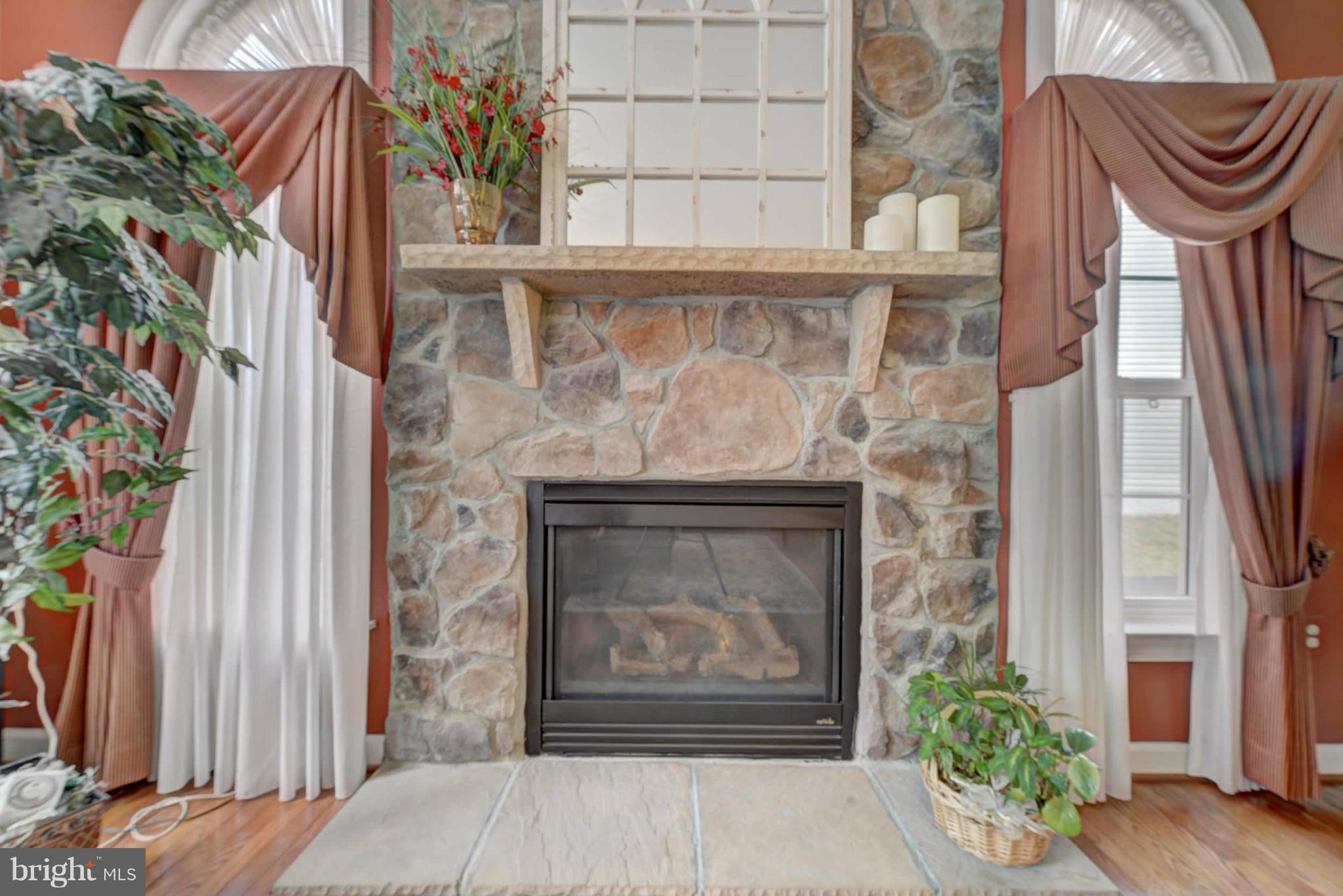 9060 Furey Road Lorton, VA 22079 - Photo 22 of 27 Family Room