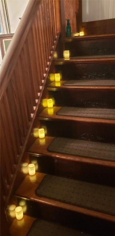 247 Point Pleasant Road Irondequoit, NY 14622 - Photo 10 of 39