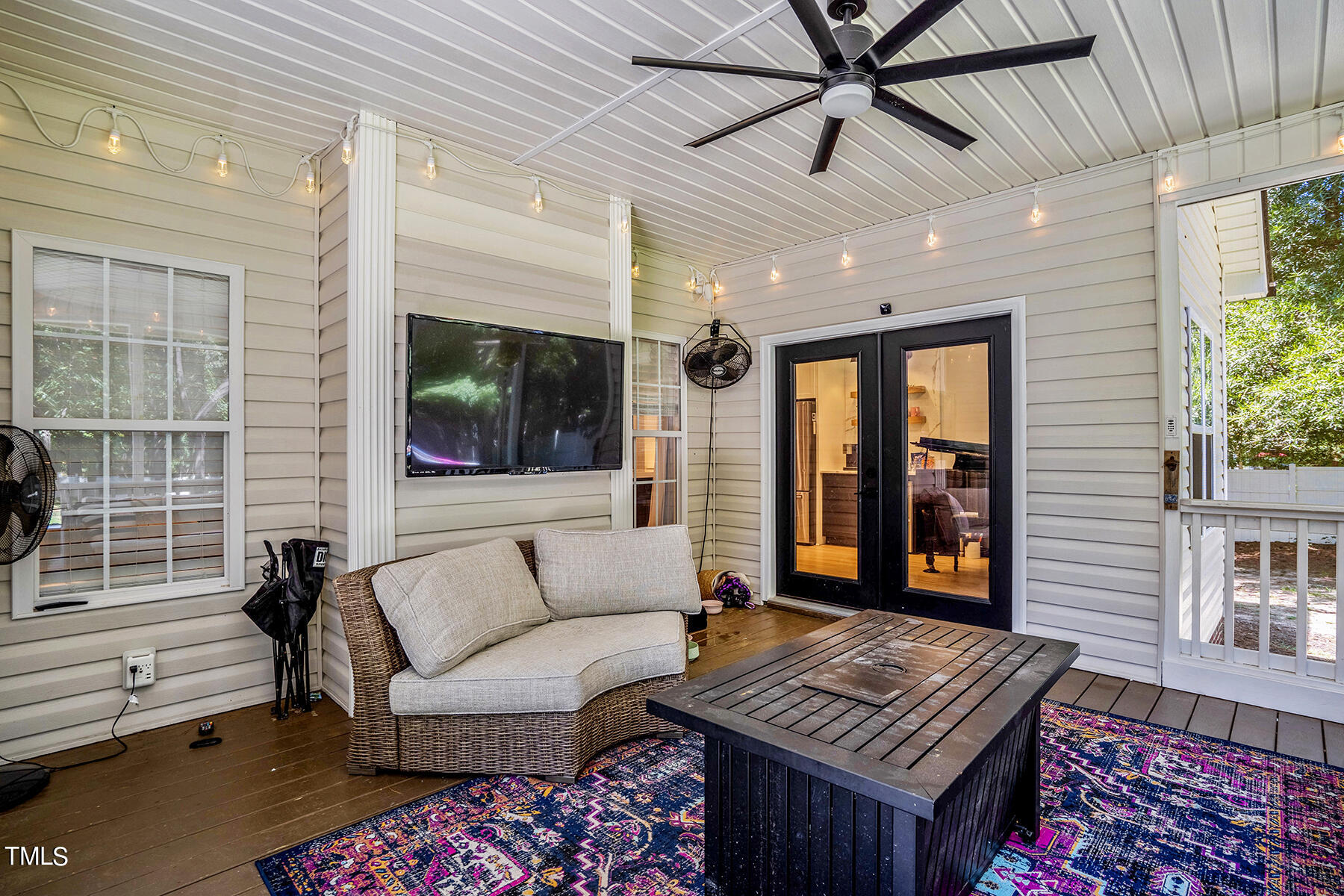 163 Winfred Drive Raleigh, NC 27603 - Photo 35 of 39 a living room with furniture and a window