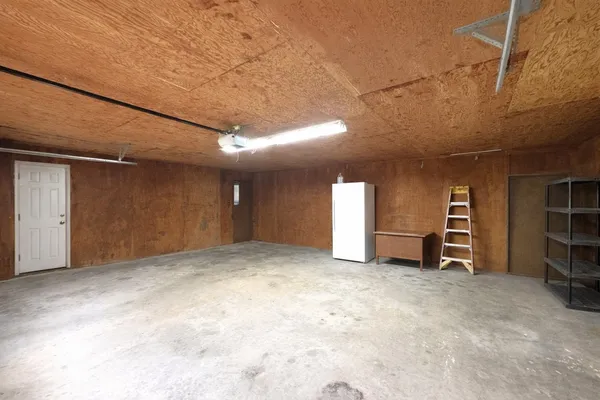 $475,000 | 297 County Road 4479, Warren, TX 77664