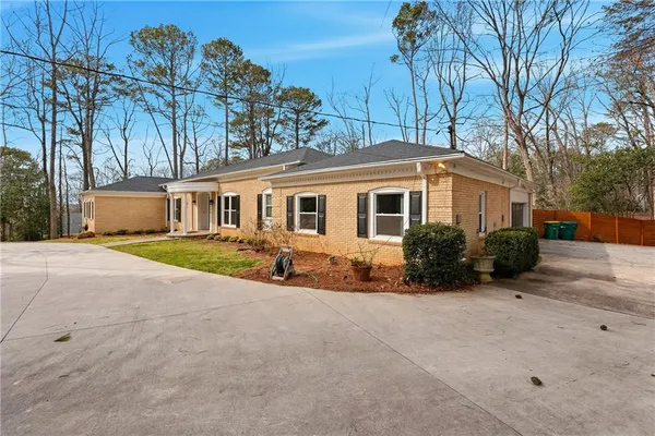 $6,400 | 125 River Park Drive, Atlanta, GA 30328