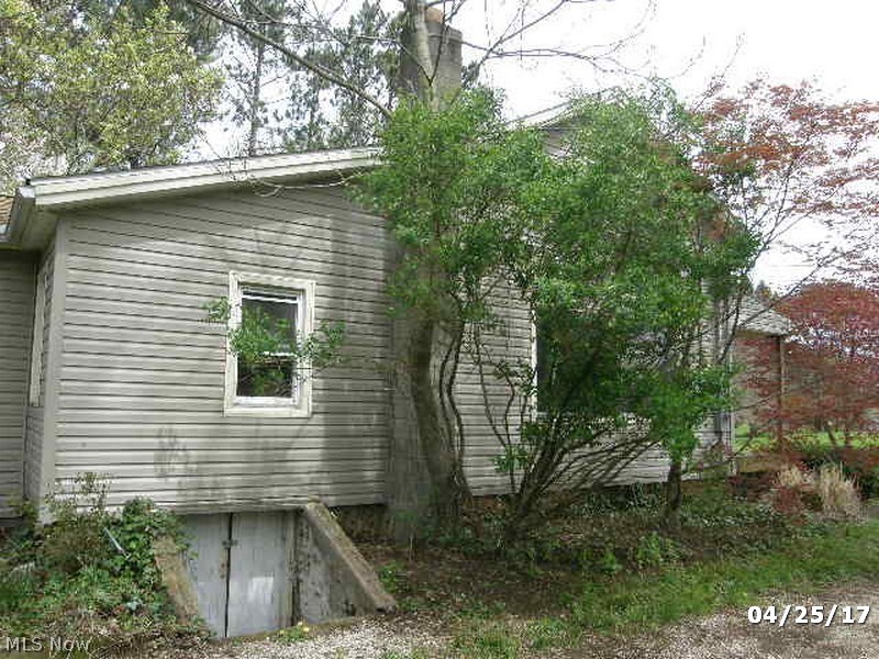 2684 Haines Road Madison, OH 44057 - Photo 2 of 11
