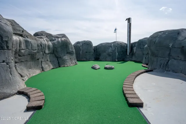 $5,700,000 | 501 Broadway, Barnegat Light, NJ 08006