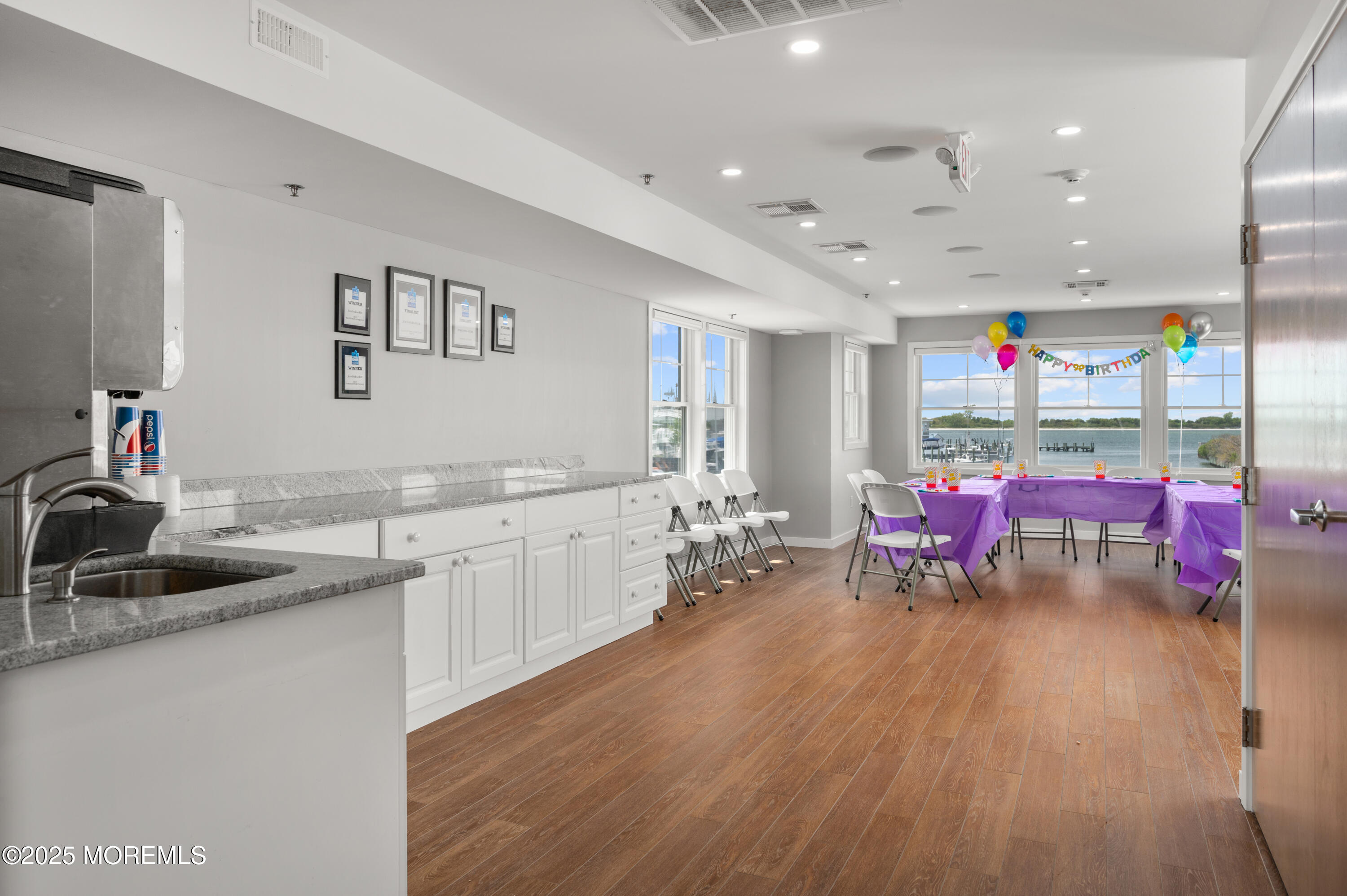 501 Broadway Barnegat Light, NJ 08006 - Photo 14 of 51 Jens_links (52 of 110)