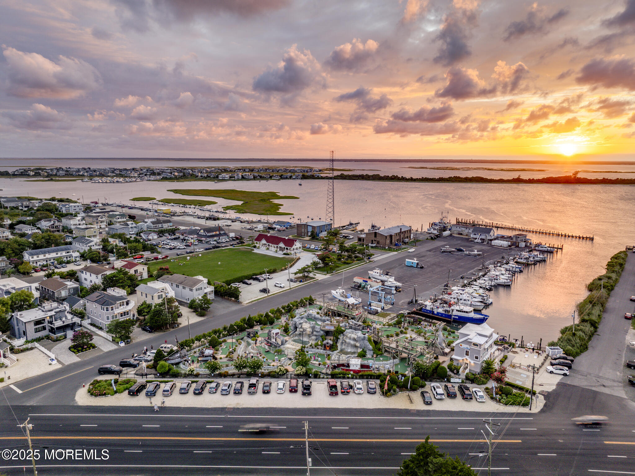 501 Broadway Barnegat Light, NJ 08006 - Photo 2 of 51 jensLinks_twilight_2025 (2 of 3)