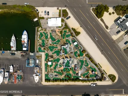 $5,700,000 | 501 Broadway, Barnegat Light, NJ 08006