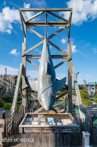 $5,700,000 | 501 Broadway, Barnegat Light, NJ 08006